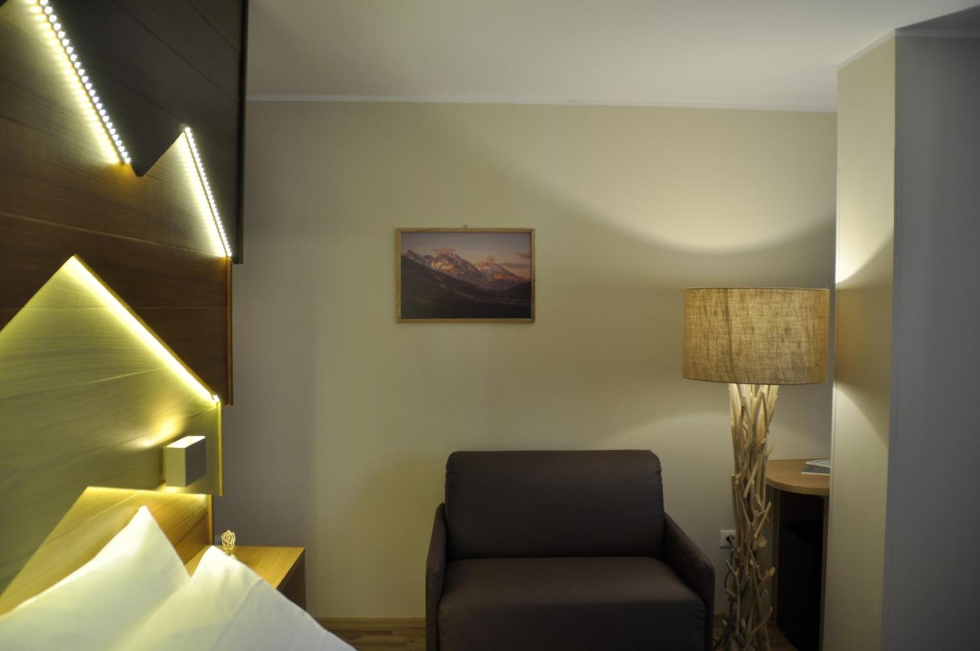 Hotel Miramonti Castel del Monte  Esterno foto